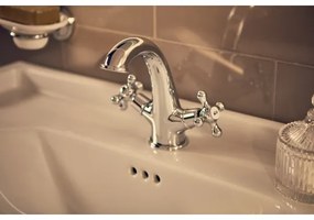 Baterie de lavoar + ventil cu preaplin Roca A5A3A4BC00 CARMEN 17,8 cm crom