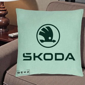 Perna Personalizata cu emblema Skoda, 40x40 cm, Verde Menta, Husa Detasabila, Perna Inclusa, BEKZ®
