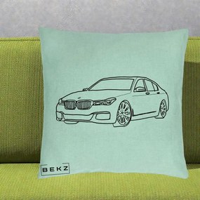 Perna Personalizata BMW Seria 7 Linie Minimalista, 40x40 cm, Verde Menta, Husa Detasabila, Perna Inclusa, BEKZ®