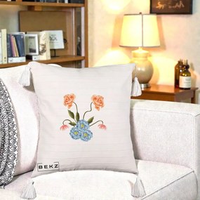 Perna Decorativa Trandafiri si Bujori Acuarela, 40x40 cm, Bej cu Franjuri, Husa Detasabila, Perna Inclusa, BEKZ®