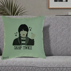 Perna Personalizata Wednesday Snap Twice, 40x40 cm, Verde, Husa Detasabila, Perna Inclusa, BEKZ®