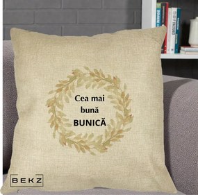 Cadou pentru Bunica - Perna Personalizata Cea Mai Buna Bunica Coronita Frunze Acuarela, 40x40 cm, Crem, Husa Detasabila, Perna Inclusa, BEKZ®