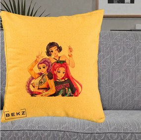 Perna Personalizata K-pop HUNTRX Trio Animat Fete Foto, 40x40 cm, Galben, Husa Detasabila, Perna Inclusa, BEKZ®