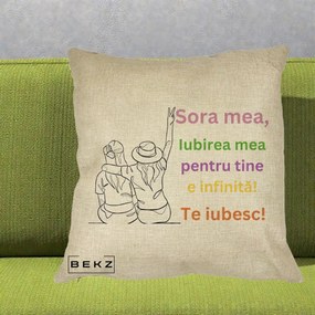 Cadou pentru Sora - Perna Personalizata Sora Mea Te Iubesc Doua Fete cu Palarie si Umbrela, 40x40 cm, Crem, Husa Detasabila, Perna Inclusa, BEKZ®