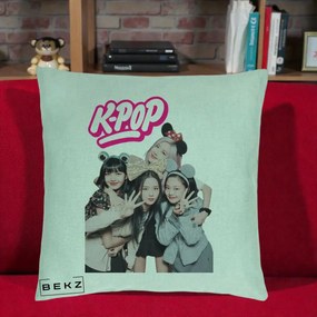 Perna Personalizata BLACKPINK K-Pop Grup Pozitii Amuzante, 40x40 cm, Verde Menta, Husa Detasabila, Perna Inclusa, BEKZ®
