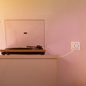 Priză inteligentă E 2300W + contor de energie Wi-Fi WiZ