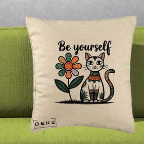 Perna Personalizata Be Yourself Pisica Folk, 40x40 cm, Bej, Husa Detasabila, Perna Inclusa, BEKZ®