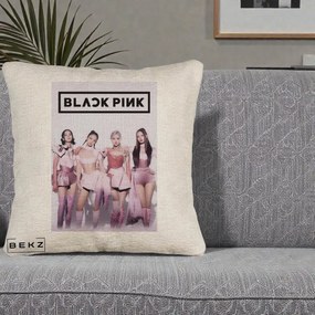 Perna Personalizata K-pop BLACKPINK Poster Roz Tinute Coordonate, 40x40 cm, Bej Canapea, Husa Detasabila, Perna Inclusa, BEKZ®