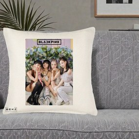 Perna Personalizata K-pop BLACKPINK Foto Grup, 40x40 cm, Crem Reliefat, Husa Detasabila, Perna Inclusa, BEKZ®