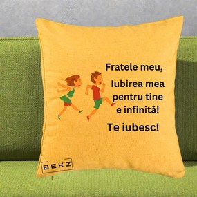 Cadou pentru Frate - Perna Personalizata Fratele Meu Te Iubesc Copii Alergand Colorat, 40x40 cm, Galben, Husa Detasabila, Perna Inclusa, BEKZ®