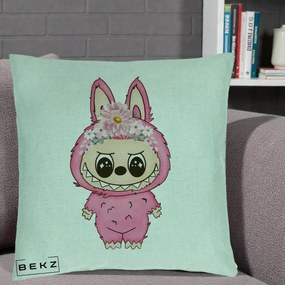 Perna Personalizata Labubu Roz cu Coroana Florala, 40x40 cm, Verde Menta, Husa Detasabila, Perna Inclusa, BEKZ®