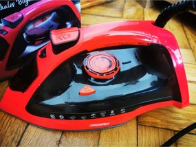 La mâna a doua: Fier de calcat Mesko MS 5031, 3000W, Placa ceramica, Oprire automata, Sistem anti-calcar, Rosu/Negru