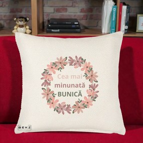 Cadou pentru Bunica - Perna Personalizata Cea Mai Minunata Bunica Coronita Flori Roz, 40x40 cm, Crem Reliefat, Husa Detasabila, Perna Inclusa, BEKZ®