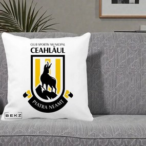 Perna Personalizata CSM Ceahlaul Piatra Neamt Fotbal, 40x40 cm, Alba Mata, Husa Detasabila, Perna Inclusa, BEKZ®