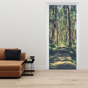 Fototapet pentru ușă - Drum între copaci (95x205cm)