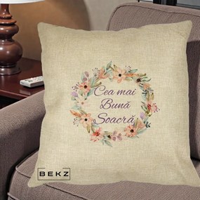 Cadou pentru Soacra - Perna Personalizata Cea mai Buna Soacra cu Coronita Flori Boho Pastel, 40x40 cm, Crem, Husa Detasabila, Perna Inclusa, BEKZ®