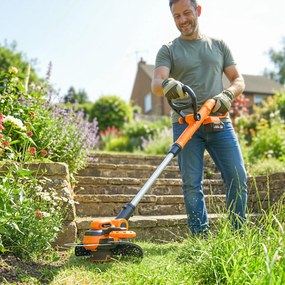 Outsunny Trimmer cu acumulator 21V, motocoasă cu 2x4,0 Ah baterii, încărcător, lățime de tăiere 25 cm, mâner telescopic reglabil | Aosom Romania