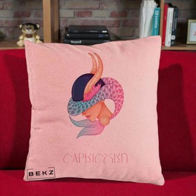 Perna Personalizata Zodiac Capricorn Cowgirl, 40x40 cm, Roz, Husa Detasabila, Perna Inclusa, BEKZ®