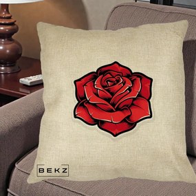 Perna Decorativa Trandafir Rosu Tattoo, 40x40 cm, Crem, Husa Detasabila, Perna Inclusa, BEKZ®