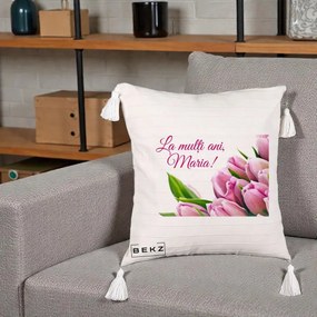 Cadou de Onomastica - Perna Personalizata La Multi Ani Maria Lalele, 40x40 cm, Bej cu Franjuri, Husa Detasabila, Perna Inclusa, BEKZ®
