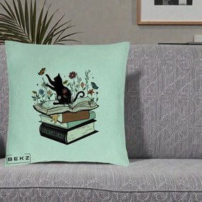 Perna Personalizata Pisica Neagra Carti Flori Fluturi, 40x40 cm, Verde Menta, Husa Detasabila, Perna Inclusa, BEKZ®