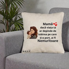 Cadou pentru Mama - Perna Personalizata Mama Nemuritoare cu Bebelus Lineart, 40x40 cm, Bej Canapea, Husa Detasabila, Perna Inclusa, BEKZ®