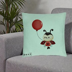 Perna Decorativa Buburuza cu Balon Rosu, 40x40 cm, Verde Menta, Husa Detasabila, Perna Inclusa, BEKZ®