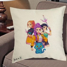 Perna Personalizata K-pop HUNTRX Trio cu Pisica si Cristale, 40x40 cm, Ecru, Husa Detasabila, Perna Inclusa, BEKZ®