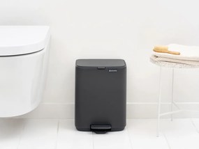 Coș de gunoi gri închis cu pedală din oțel 7 l Bo – Brabantia