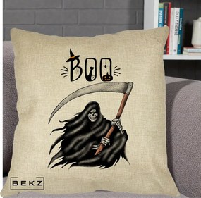 Perna Decorativa Halloween Boo Grim Reaper cu Coasa, 40x40 cm, Crem, Husa Detasabila, Perna Inclusa, BEKZ®
