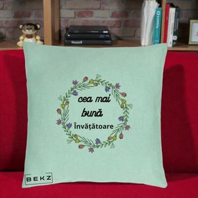 Cadou pentru Invatatoare - Perna Personalizata Cea mai Buna Invatatore cu Coronita Florala Colorata, 40x40 cm, Verde Menta, Husa Detasabila, Perna Inclusa, BEKZ®