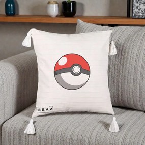 Perna Personalizata Pokeball Rosie, 40x40 cm, Bej cu Franjuri, Husa Detasabila, Perna Inclusa, BEKZ®