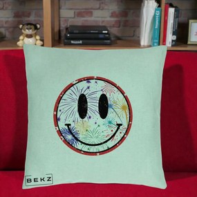 Perna Decorativa Smiley Face cu Artificii Multicolore, 40x40 cm, Verde Menta, Husa Detasabila, Perna Inclusa, BEKZ®