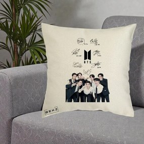 Perna Personalizata K-pop BTS Autografe Toti Membrii cu Fotografie, 40x40 cm, Ecru, Husa Detasabila, Perna Inclusa, BEKZ®