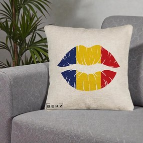 Perna Personalizata Buze Tricolor Romania, 40x40 cm, Bej Canapea, Husa Detasabila, Perna Inclusa, BEKZ®