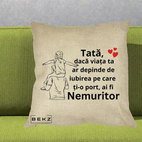 Cadou pentru Tata - Perna Personalizata Tata Supererou Nemuritor, 40x40 cm, Crem, Husa Detasabila, Perna Inclusa, BEKZ®