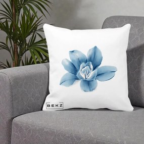 Perna Decorativa Magnolie Albastra Acuarela, 40x40 cm, Alba Mata, Husa Detasabila, Perna Inclusa, BEKZ®
