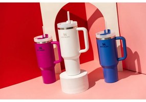 Termos alb cu pai din oțel inoxidabil 1,18 l Quencher H2.0 FlowState Tumbler Frost – Stanley