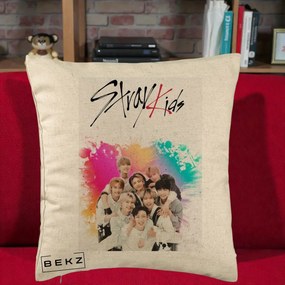 Perna Personalizata K-pop Stray Kids cu Splash Multicolor, 40x40 cm, Bej, Husa Detasabila, Perna Inclusa, BEKZ®