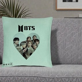 Perna Personalizata K-pop BTS Grup Fotografie in Inima, 40x40 cm, Verde Menta, Husa Detasabila, Perna Inclusa, BEKZ®