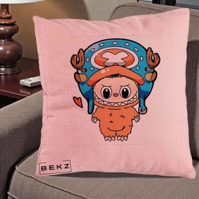 Perna Personalizata Labubu x Tony Tony Chopper, 40x40 cm, Roz, Husa Detasabila, Perna Inclusa, BEKZ®