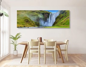 Tablou cascadă iconică în Islanda