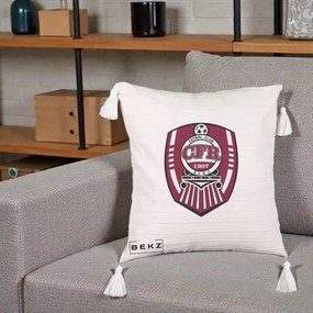 Perna Personalizata CFR Cluj Fotbal Club 1907, 40x40 cm, Bej cu Franjuri, Husa Detasabila, Perna Inclusa, BEKZ®
