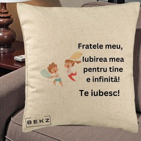 Cadou pentru Frate - Perna Personalizata Fratele Meu Te Iubesc Copii Batalie Perne, 40x40 cm, Bej, Husa Detasabila, Perna Inclusa, BEKZ®