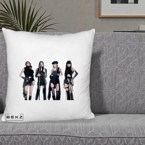 Perna Personalizata K-pop BLACKPINK Tinute Negre Elegante Grup, 40x40 cm, Alb Pufos, Husa Detasabila, Perna Inclusa, BEKZ®