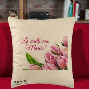 Cadou de Onomastica - Perna Personalizata La Multi Ani Maria Lalele, 40x40 cm, Bej, Husa Detasabila, Perna Inclusa, BEKZ®
