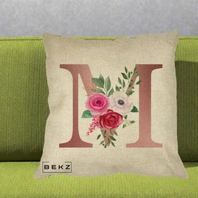 Cadou Personalizat - Perna Personalizata Monograma Rose Gold Litera M cu Trandafiri, 40x40 cm, Crem, Husa Detasabila, Perna Inclusa, BEKZ®
