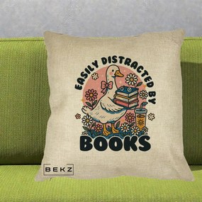 Perna Personalizata Easily Distracted by Books, 40x40 cm, Crem, Husa Detasabila, Perna Inclusa, BEKZ®