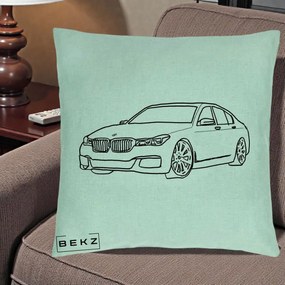 Perna Personalizata BMW Seria 7 Linie Minimalista, 40x40 cm, Verde Menta, Husa Detasabila, Perna Inclusa, BEKZ®