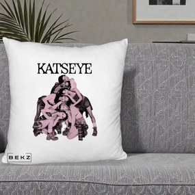 Perna Personalizata K-pop KATSEYE Foto Roz Vintage, 40x40 cm, Alb Pufos, Husa Detasabila, Perna Inclusa, BEKZ®